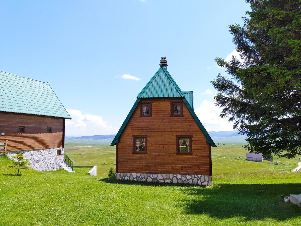 Family Farm Apartments Žabljak Buitenkant foto